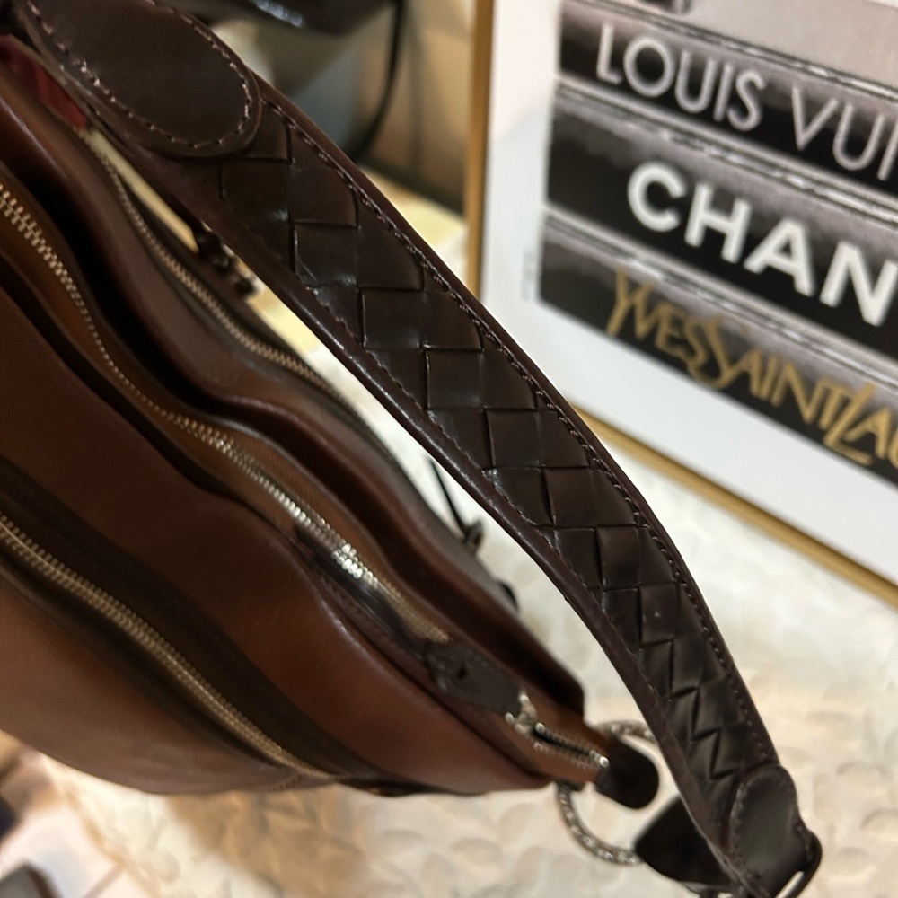 Brighton Brown Leather Hobo Shoulder Bag - Picture 8 of 12